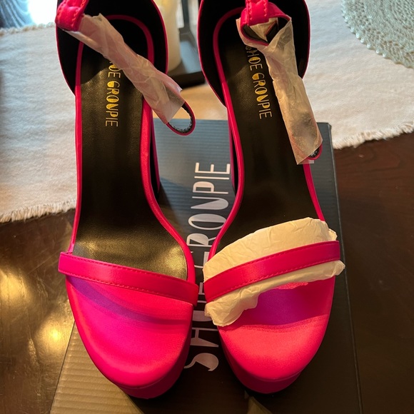 Shoe Groupie platforms. - Picture 2 of 6